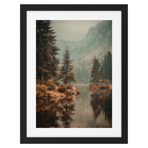 Die Ruhe des Bergsees