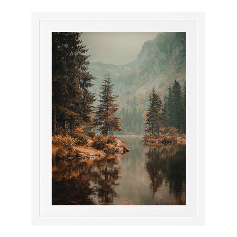 Die Ruhe des Bergsees